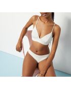 Prims weißer BH ohne dreieckigen Bügel und ohne Schale