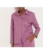 Violettes floristisches Hemd