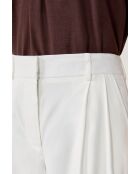 Ecrufarbene Shorts Sammy