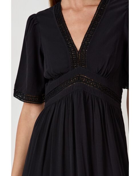 Zwarte geborduurde Anny jurk