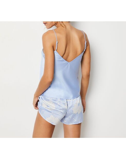 Maeliss blaues Unterhemd