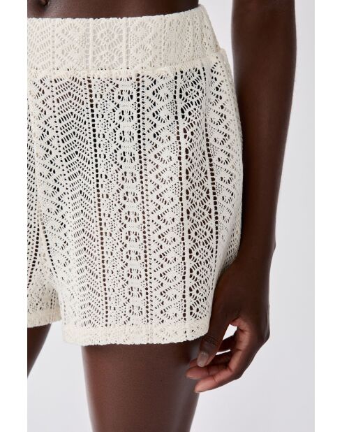 Ecrufarbene Shorts Bacca b