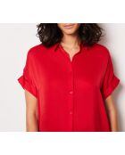 Una camisa roja de Lambert