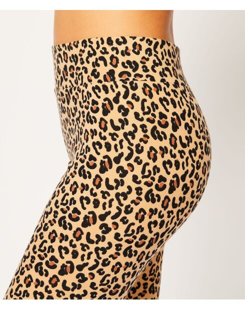 Isil Leggings gedruckt auf braunem Hintergrund