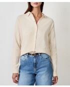 Conny shirt dat klaar is om te verven