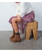 Falda Olympia con estampado de fondo burdeos