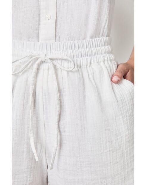 Weiße Shorts von Conny