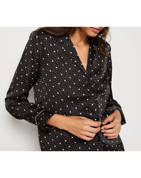Polka Chic Shirt mit schwarzem Hintergrunddruck