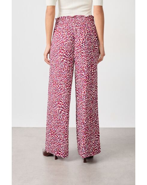 Broek met Solange print op een witte achtergrond