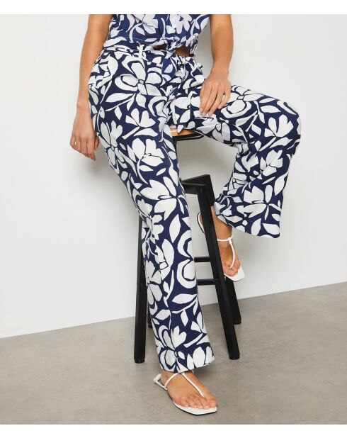 Calypso marineblauw/witte broek