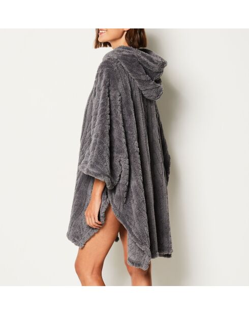 Poncho gris Mariany