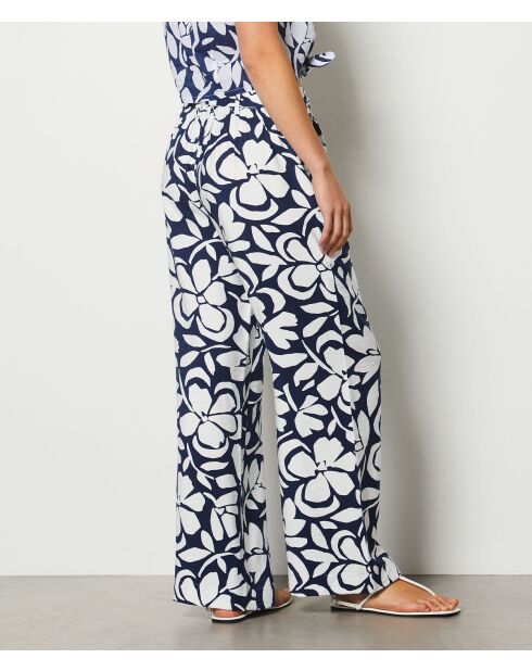 Calypso marineblauw/witte broek