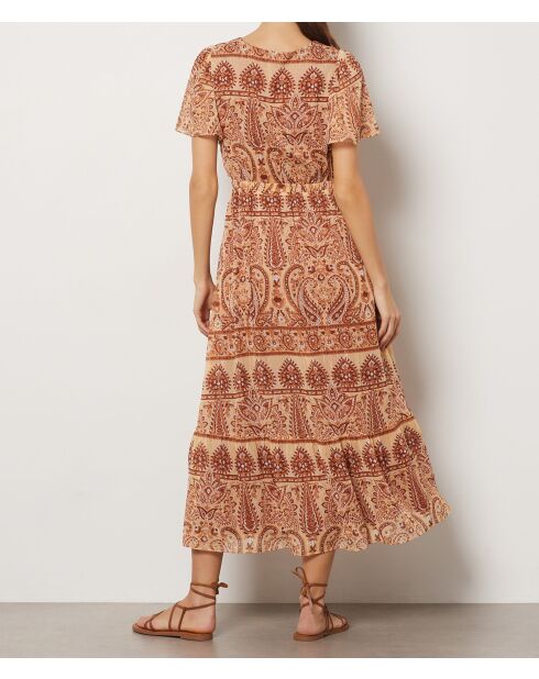 Vestido Vogeli con fondo de ladrillo