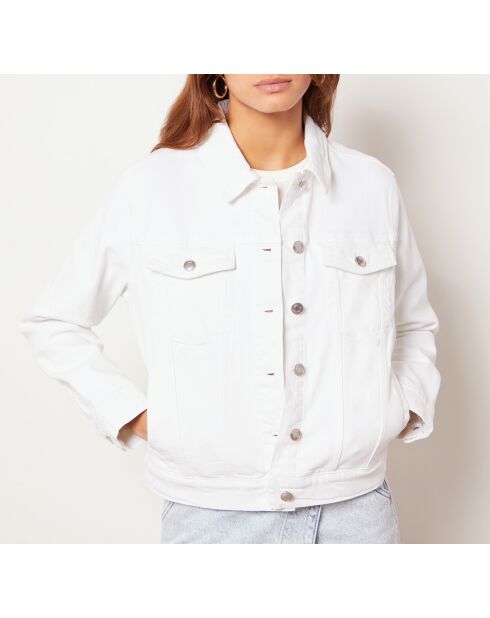 Ecru jas in ecru jasje met ceintuur