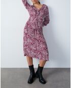 Olympia-jurk met print op de achtergrond van granaat