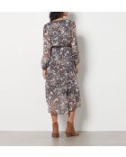 Een malone jurk gedrukt op een witte achtergrond