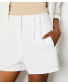 Ecrufarbene Shorts Casha