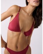 Dreieck-BH mit roten Gliedern ohne Bügel und ohne Schale