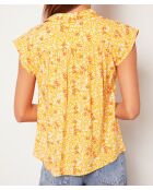 Timeo-shirt gedrukt op een gele achtergrond