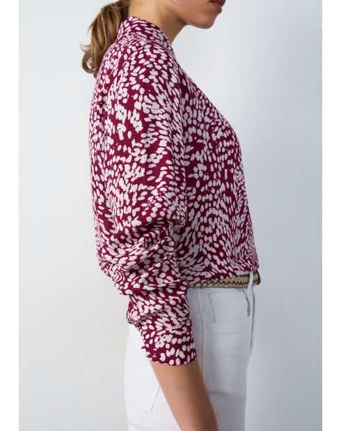 Camisa Olympia con estampado de fondo burdeos