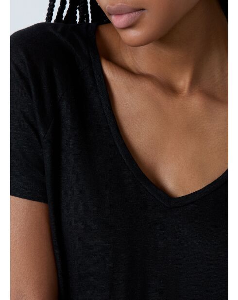 Josie schwarzes T-Shirt