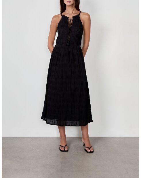 Robe Tashou brodée noire