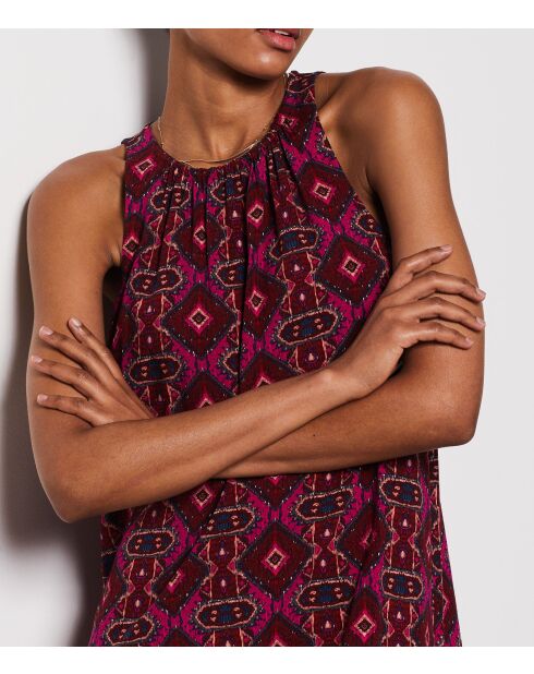 Vestido Bello estampado sobre fondo morado