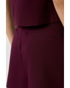 Nueva falda corta Eva cassis