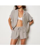 Khakifarbene, olivgrüne Shorts von Sonny