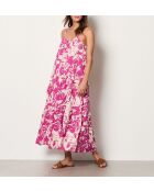 Hakan-jurk met roze achtergrond