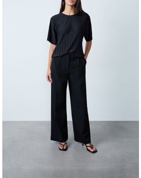 T-shirt nera Gilante