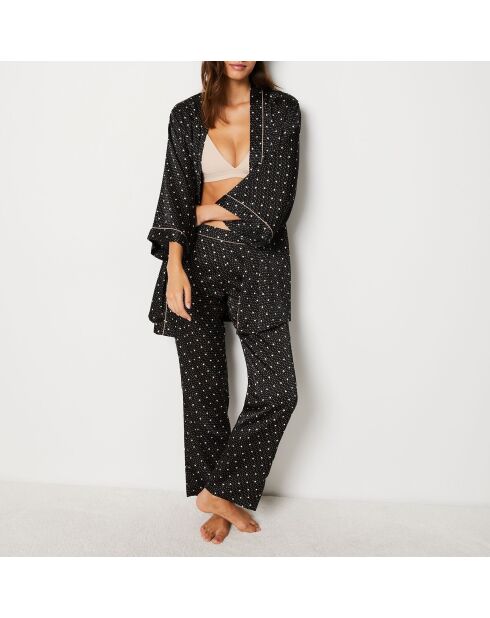 Negligé van Polkas met zwarte achtergrondafdruk