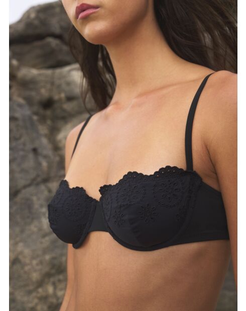 Klassischer BH in Azaleenschwarz mit Bügel und ohne Schale