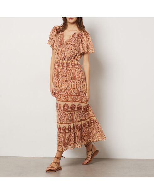 Vestido Vogeli con fondo de ladrillo