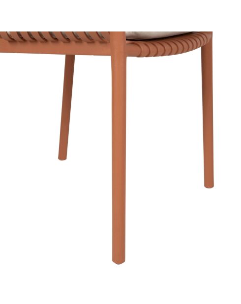 Poltrona in terracotta Lumi con cuscino - H: 82 cm