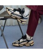 Sneakers L003 2K24 hellbraun/schwarz