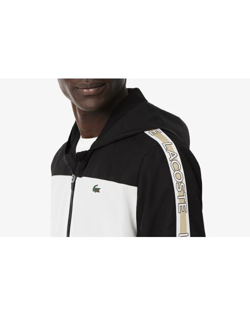 Sportliche Farbblockjacke mit schwarz-weißen Streifen