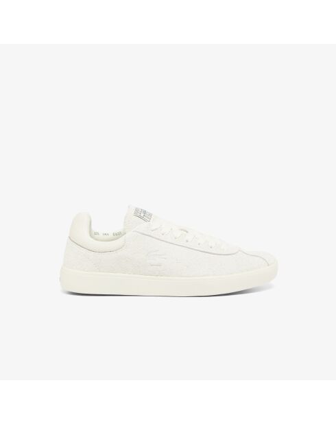 Cremefarbene Sneakers Baseshot aus Veloursleder