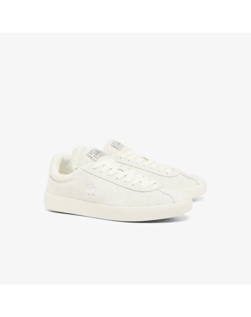 Cremefarbene Sneakers Baseshot aus Veloursleder