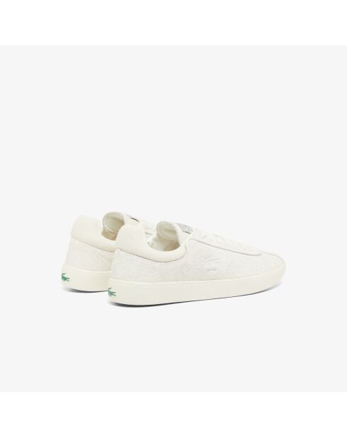 Cremefarbene Sneakers Baseshot aus Veloursleder