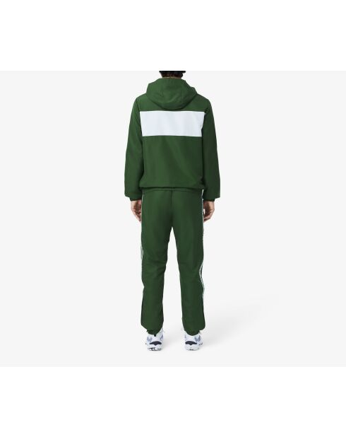 Pantalones deportivos de marca verde