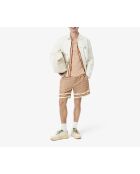 Leichte Shorts mit Monogramm-Print in Latte/Iberis-Kristallin