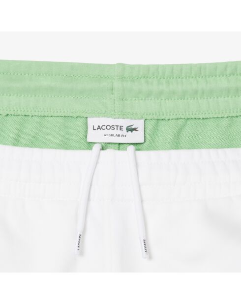 Weiße/liamone-grüne Baumwollfleeceshorts mit Farbblockmuster