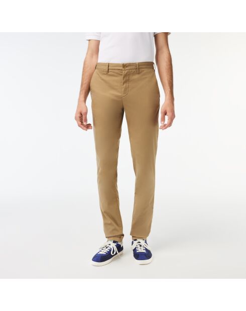 Slim fit chinobroek van stretchkatoen met leeuwenpasvorm