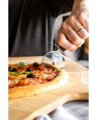 Coupe-pizza avec manche en nylon noir - 28.1x10x2.2 cm