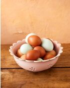 Big Love Beautiful Siebschale mit rohen rosafarbenen Beeren, 20 x 20 x 7,2 cm