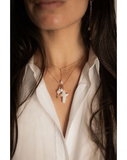 Zamina vergulde halsketting met witte gekweekte parels