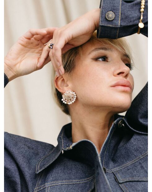 Orecchini Chanel con conchiglia blu/bianca