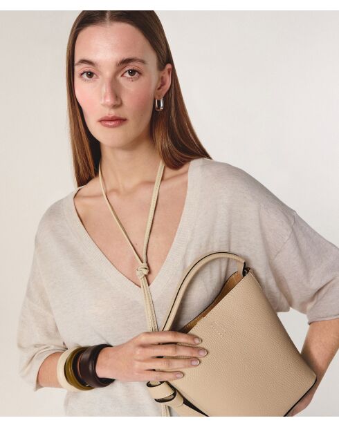 Mei witte ecru wollen trui met korte mouwen en V-hals