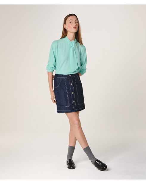 Hanae aquagrüner Wollpullover mit Lavalierausschnitt